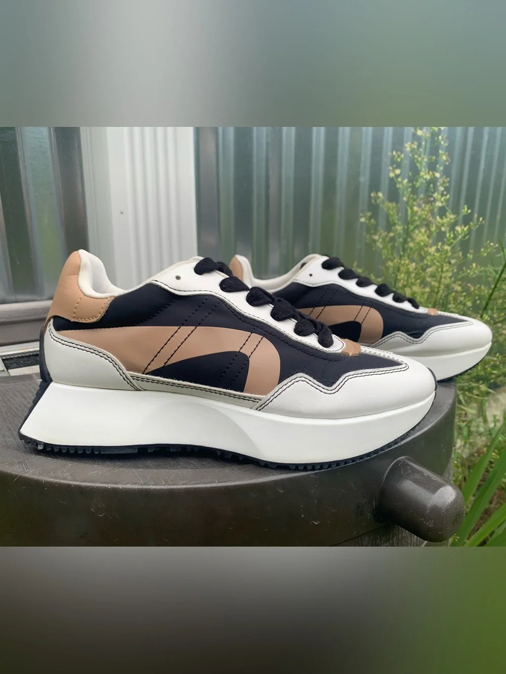 Women’s Steve Madden Julez Sneakers Size 7.5
